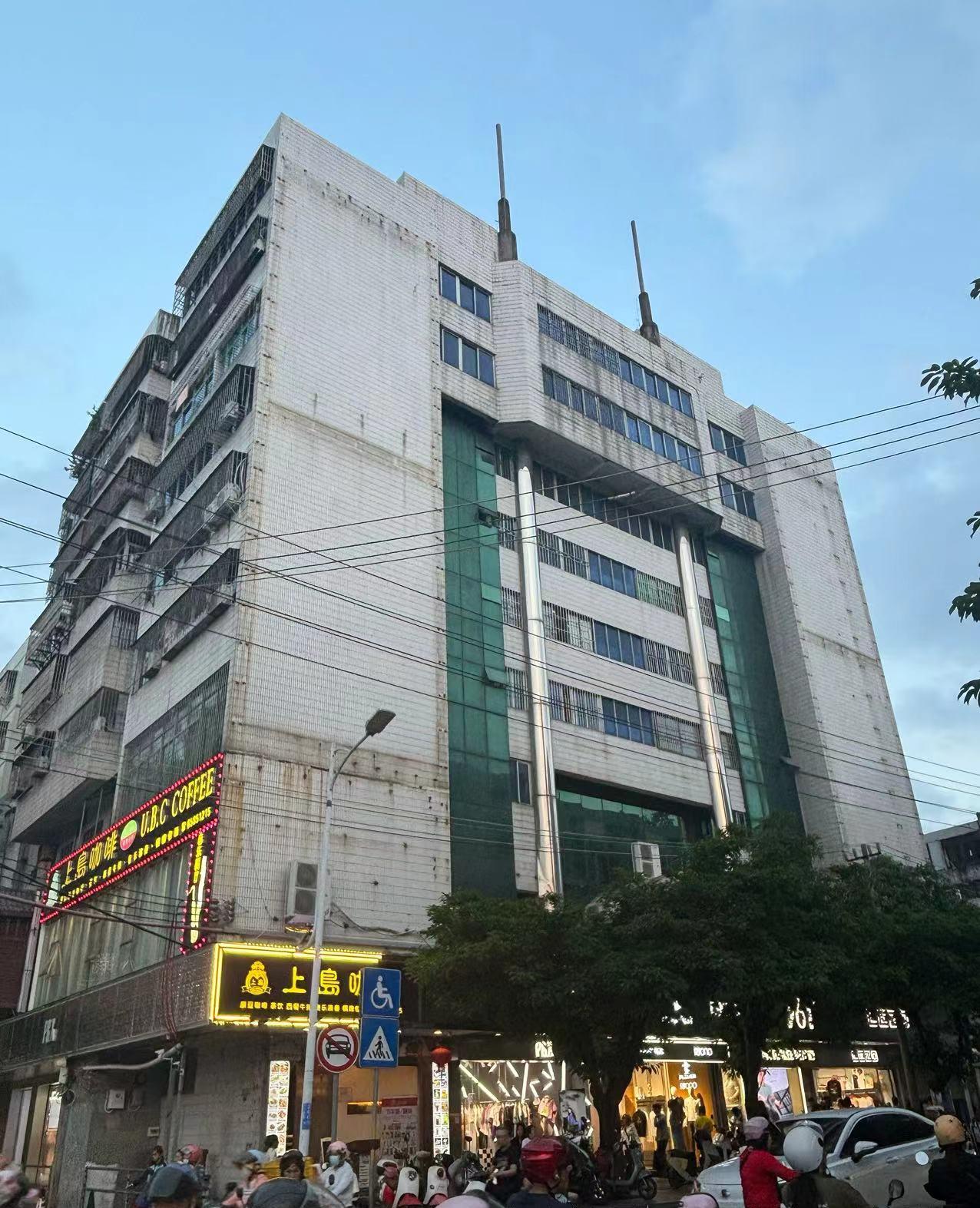 海口市琼山区府城镇中山北路28号一层招租