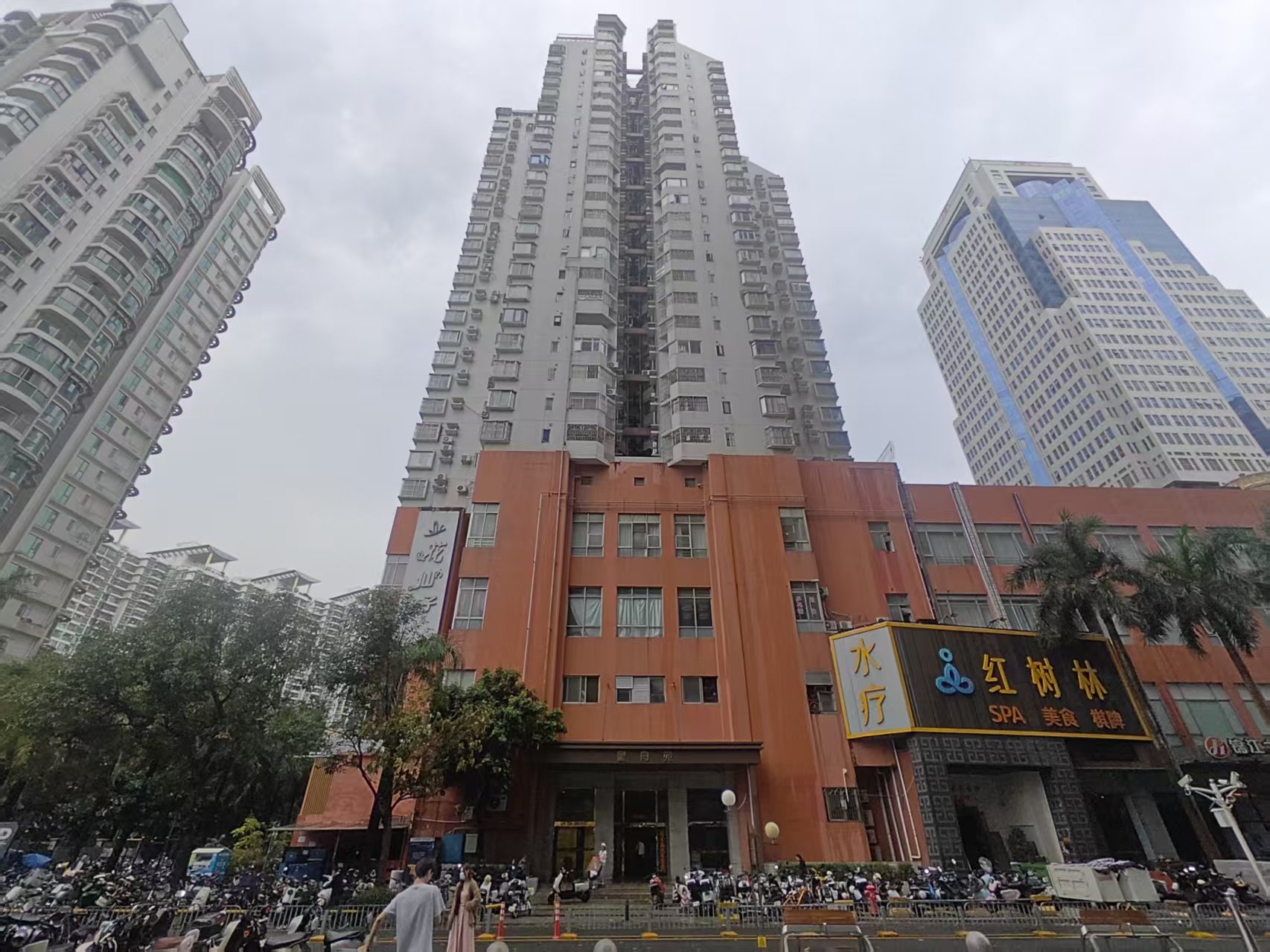 深圳市福田区福华路皇舟苑902房转让