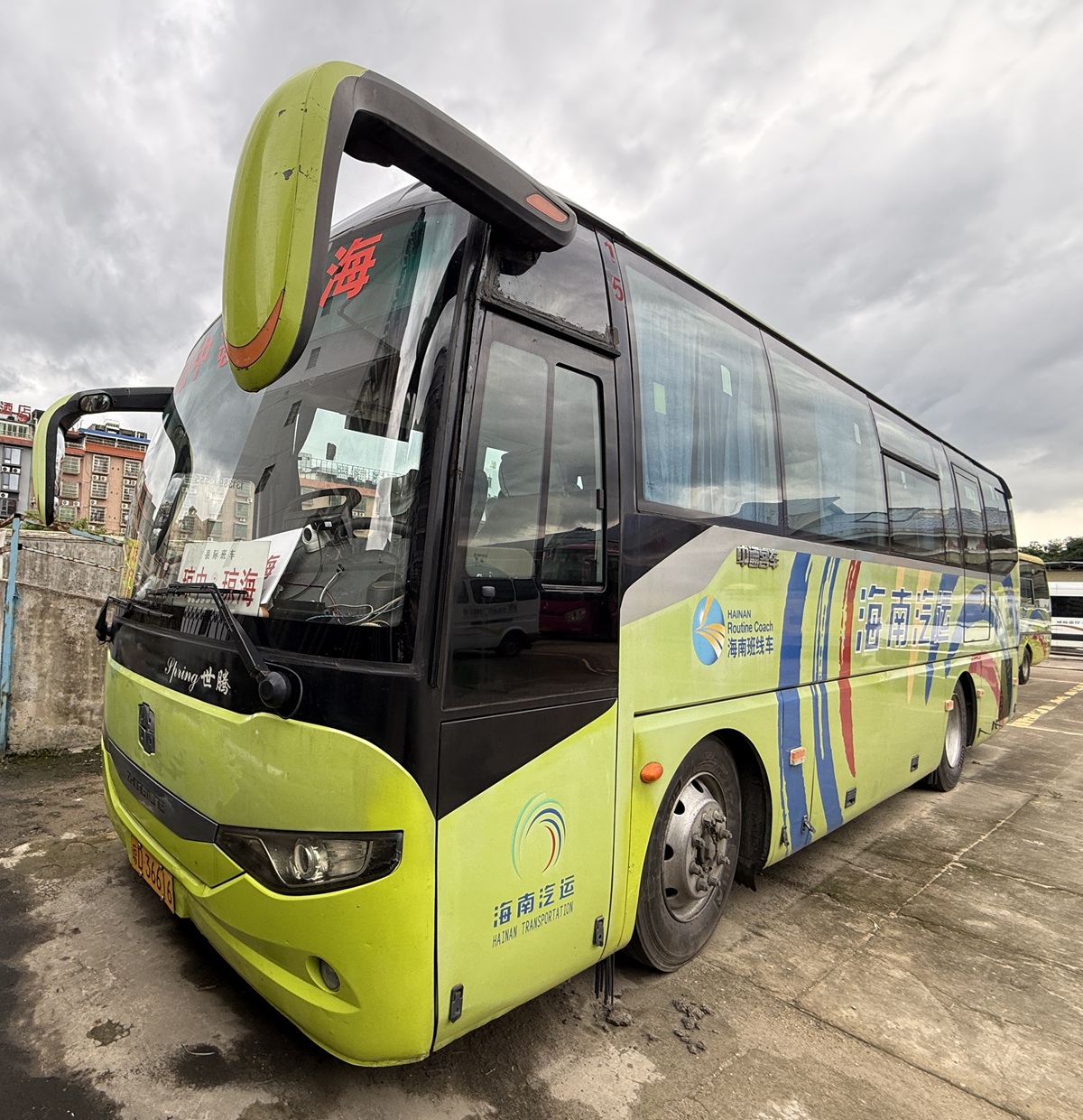 琼D36616中通牌大型普通客车转让